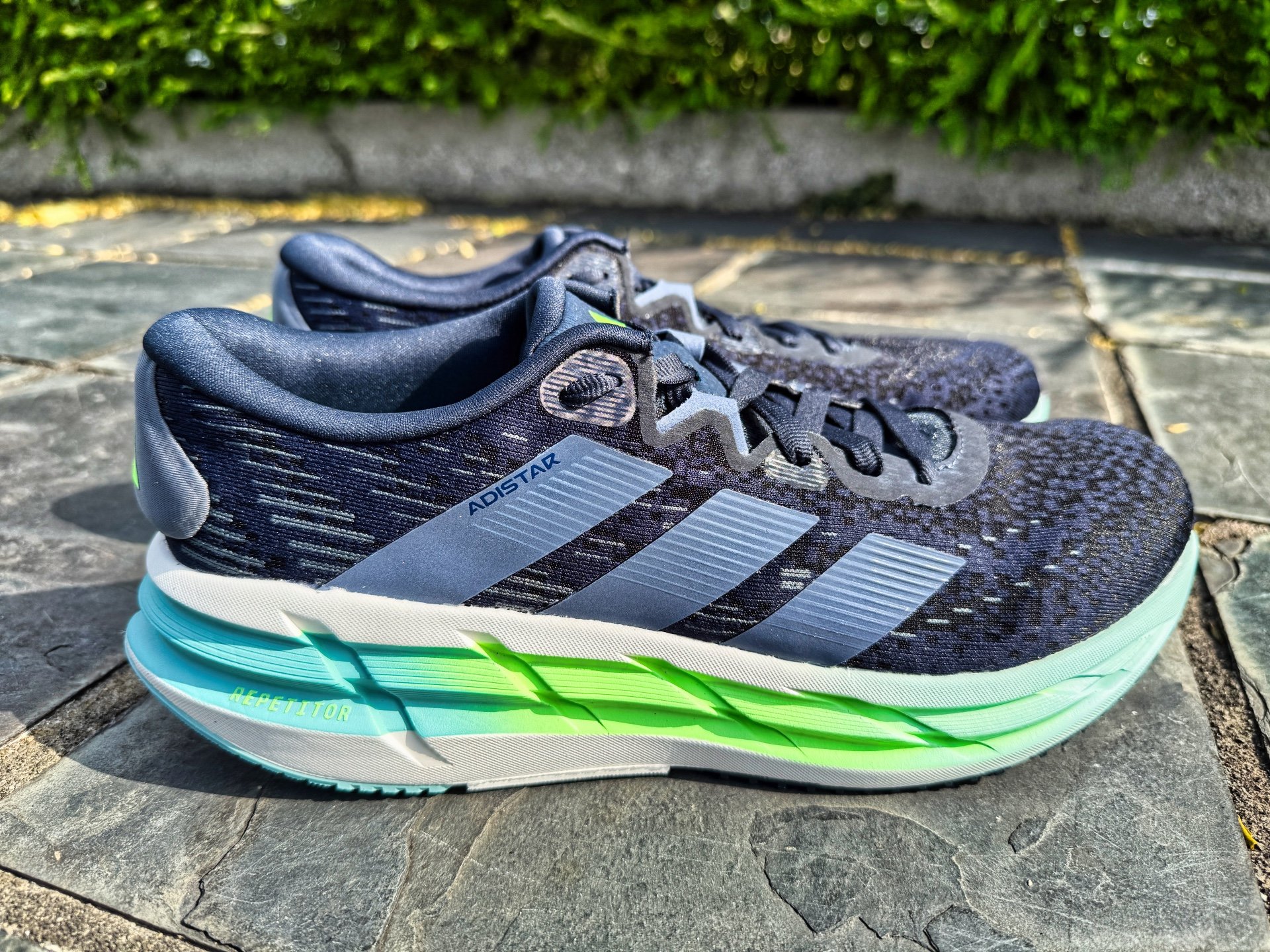 Picture of adidas adiSTAR 4