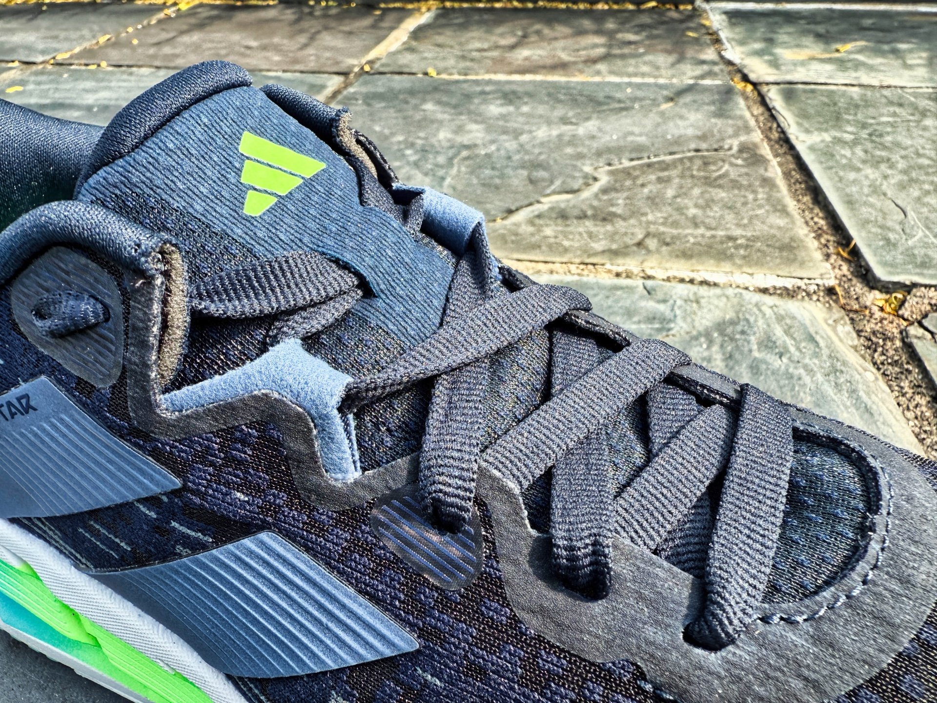 Picture of adidas adiSTAR 4