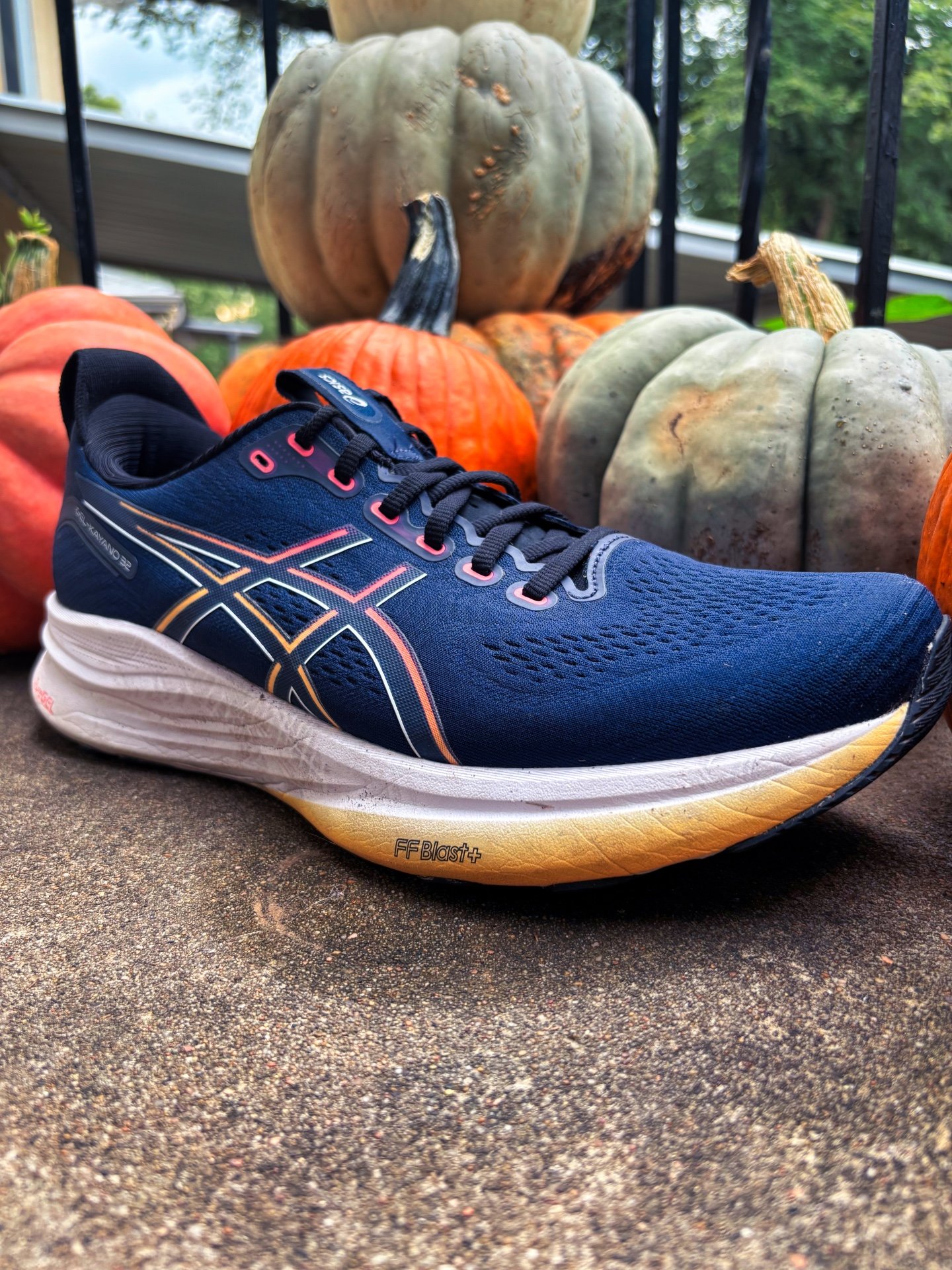 Picture of ASICS Gel Kayano 32