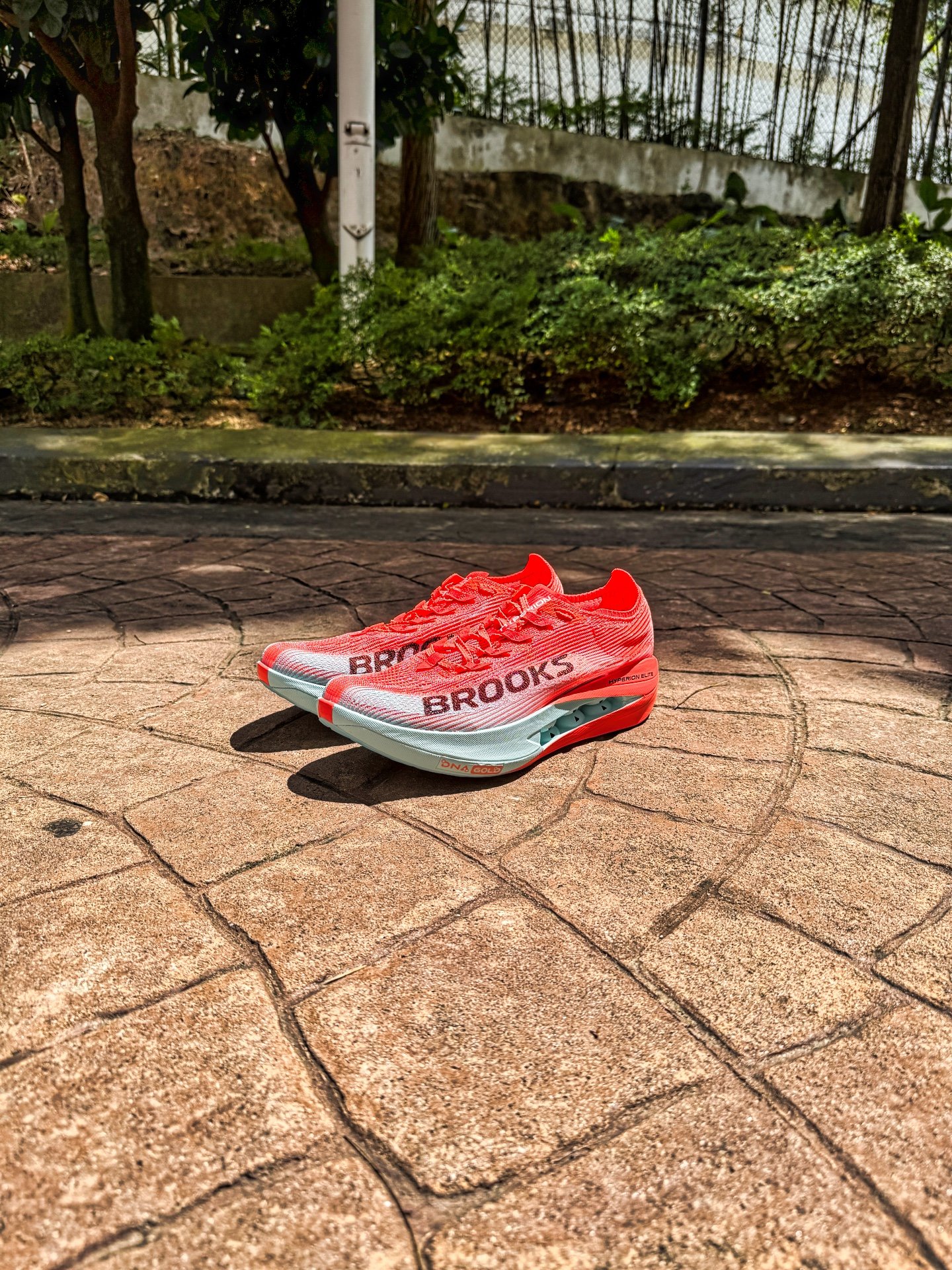 Picture of Brooks Hyperion Elite 5