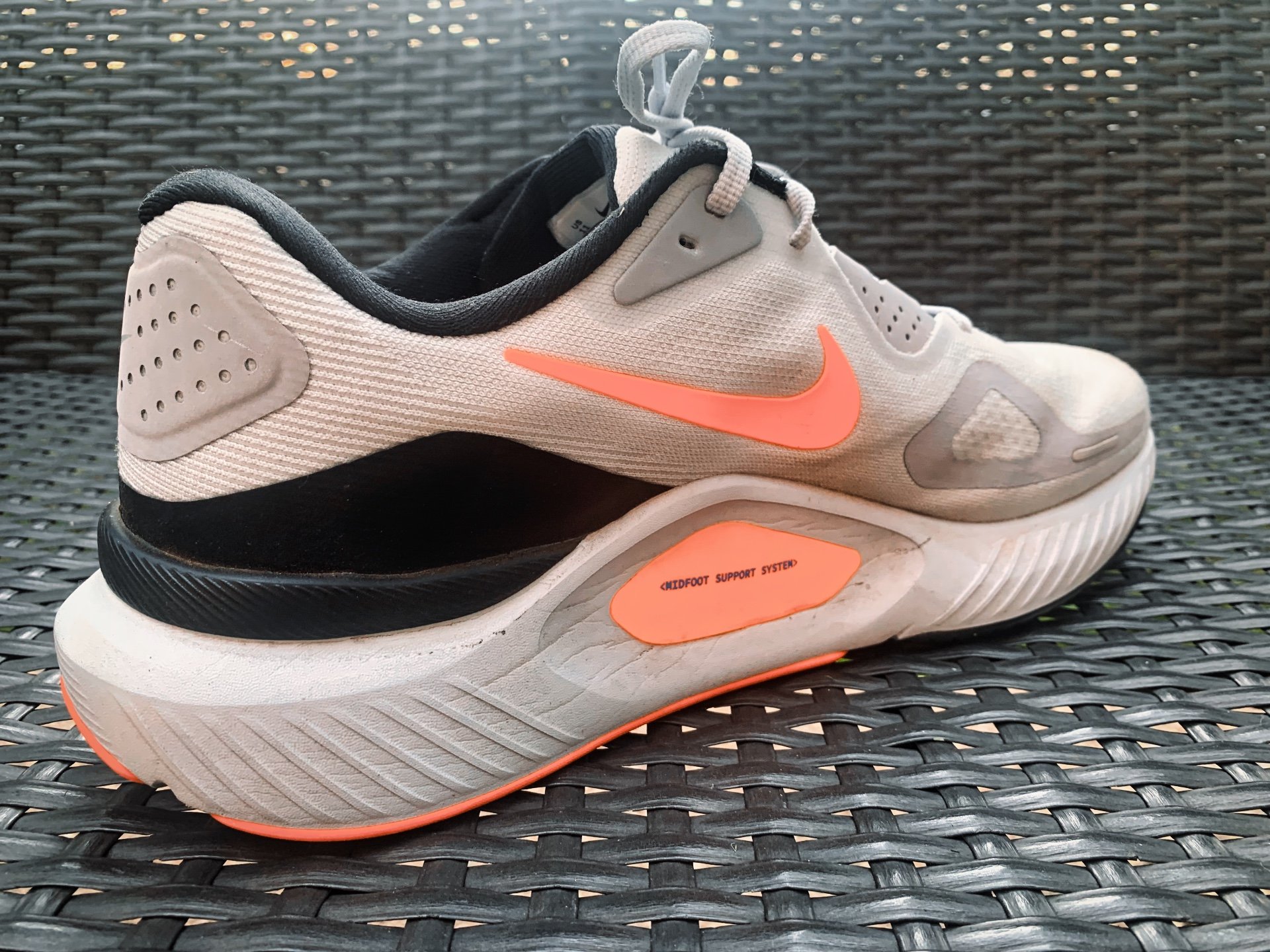 Picture of Nike Structure 26