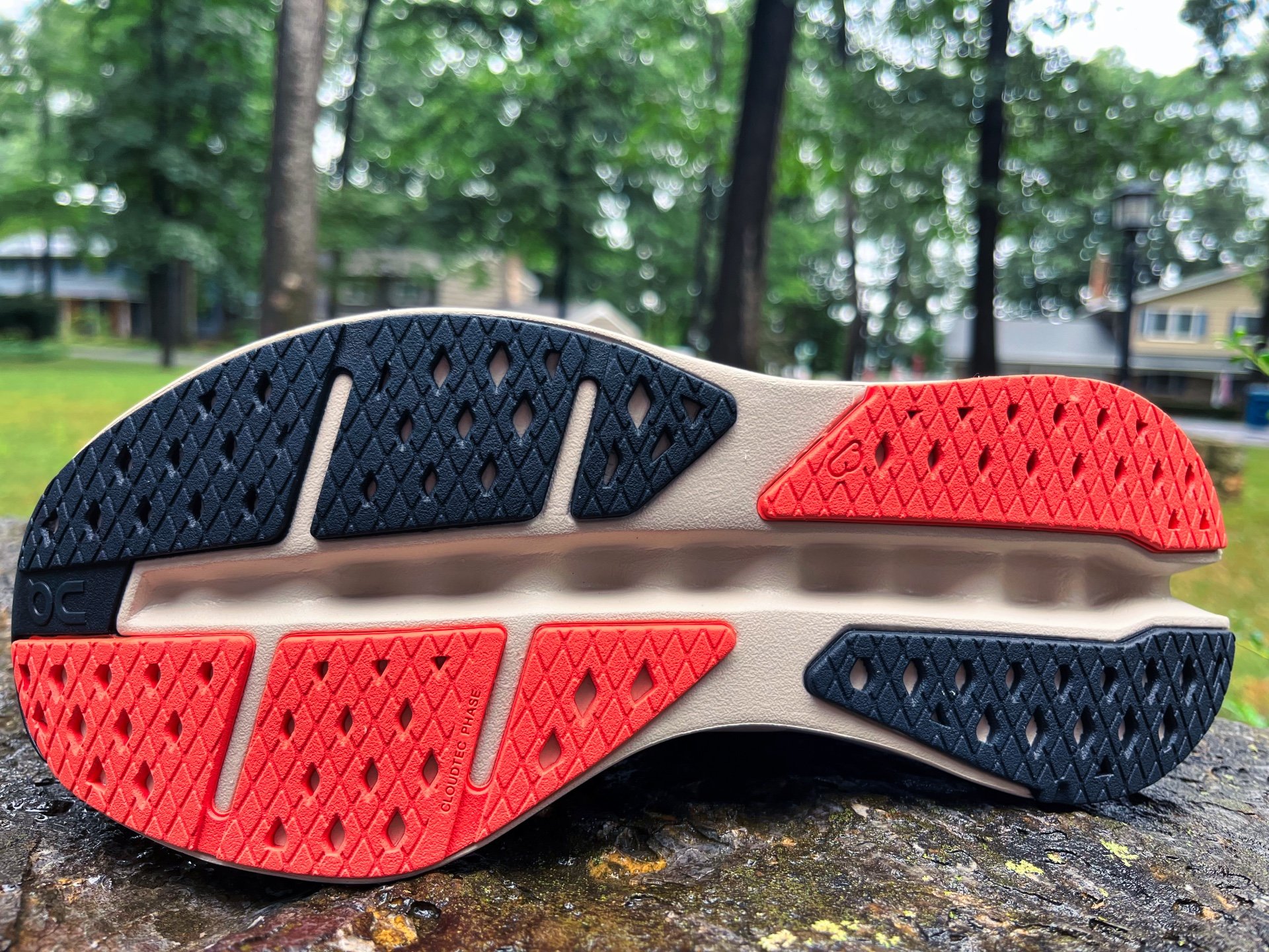 Picture of On Cloudsurfer Max