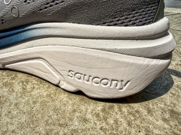 Picture of Saucony Hurricane 25