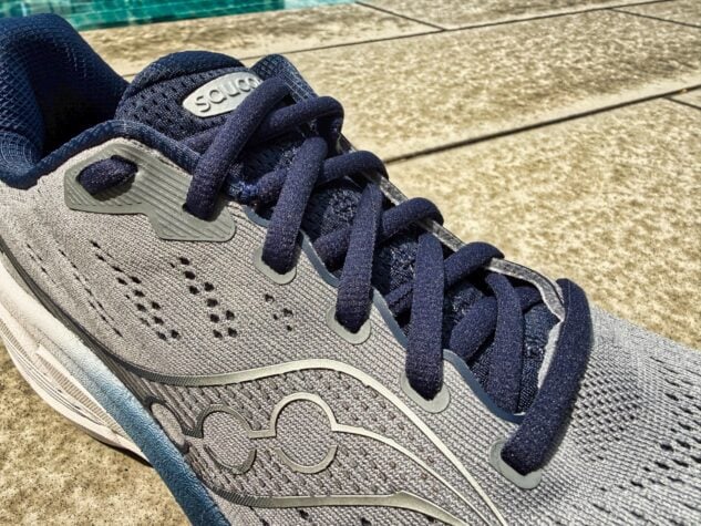 Picture of Saucony Hurricane 25