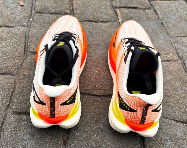 Picture of HOKA Mach X 3