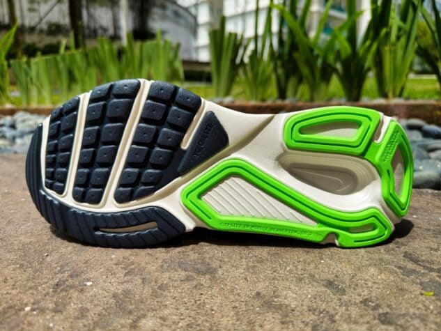 Picture of Nike Structure Plus