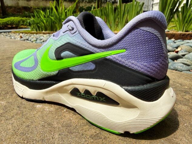 Picture of Nike Structure Plus