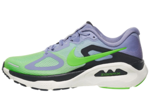 nike structure plus - white background